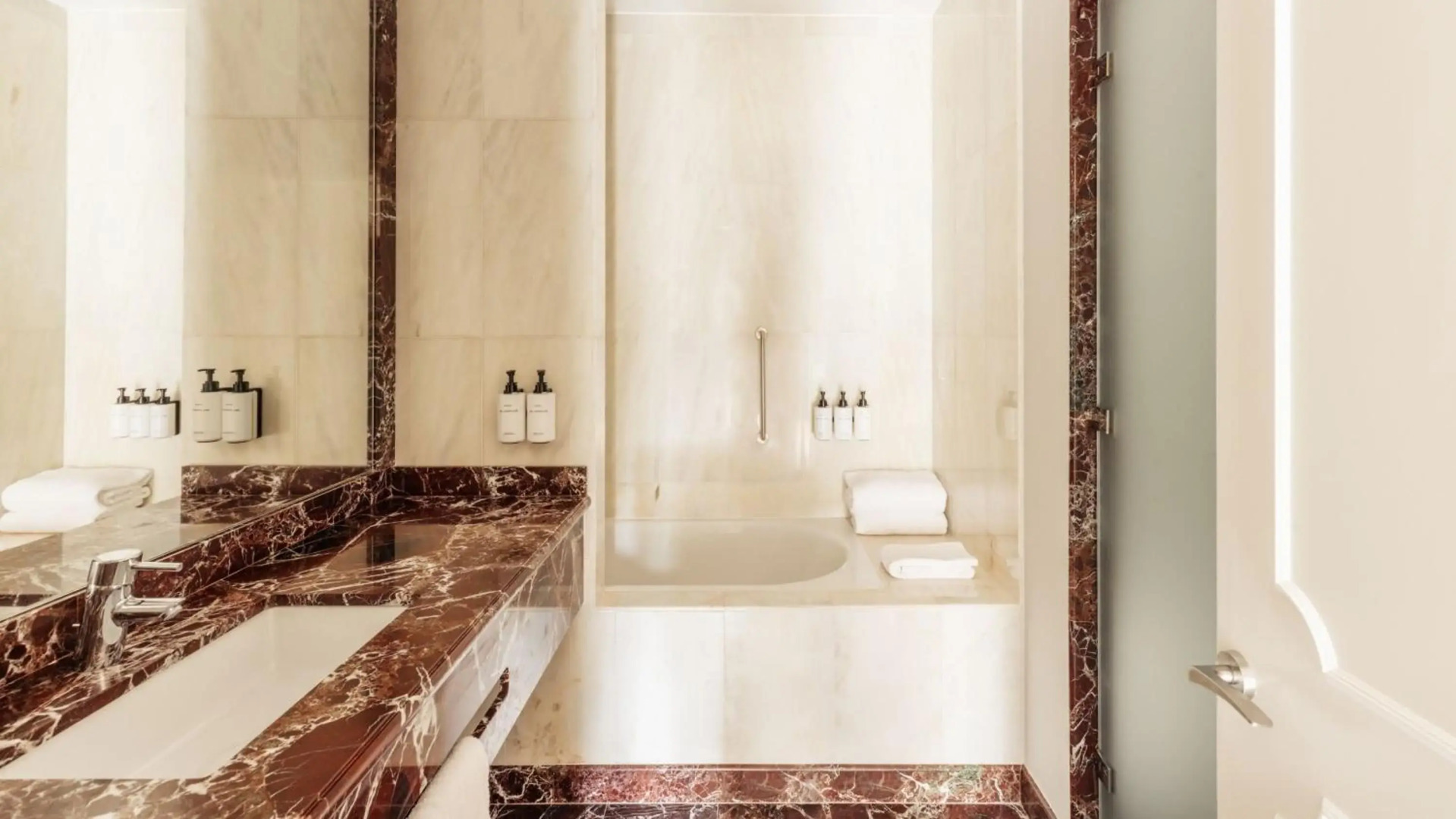 InterContinental Porto - Palacio das Cardosas by IHG