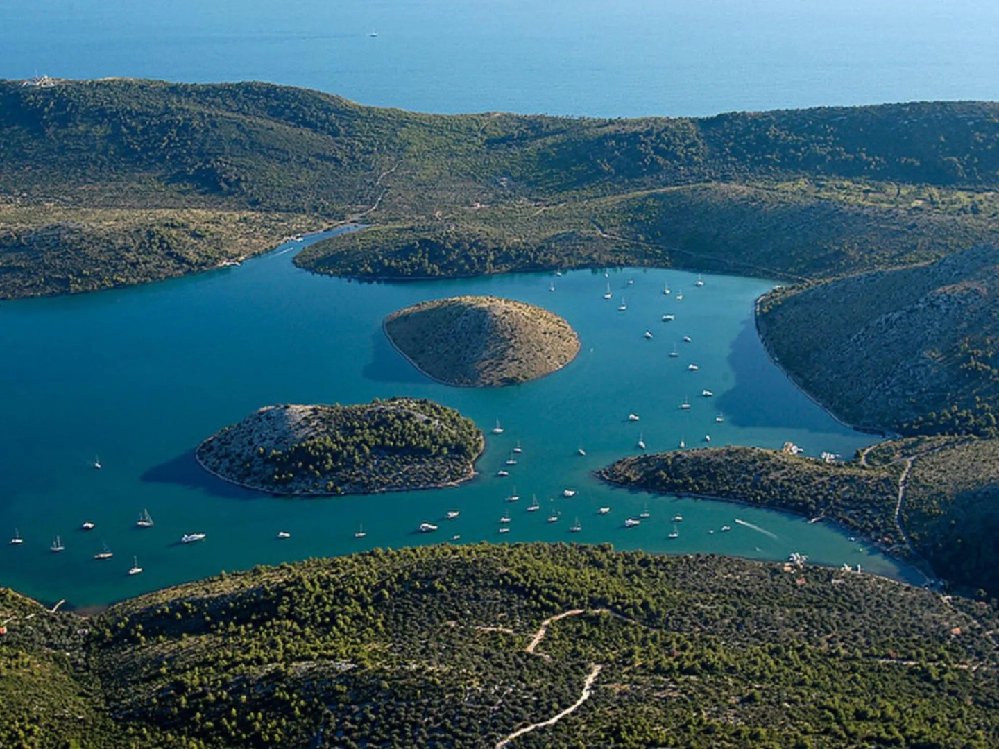 Apartment Near Sakarun Beach Dugi Otok