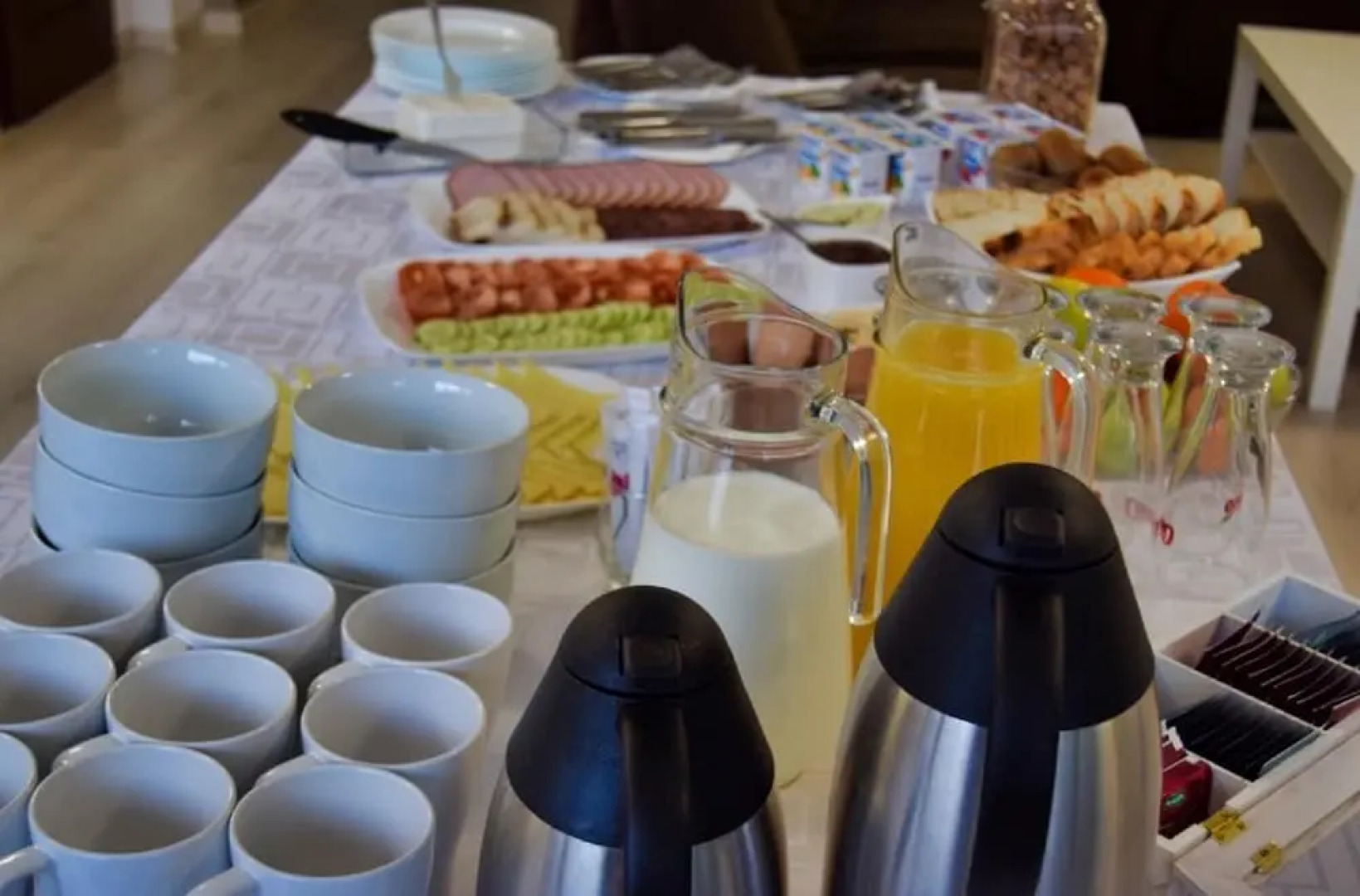 Continental Boutique Rooms