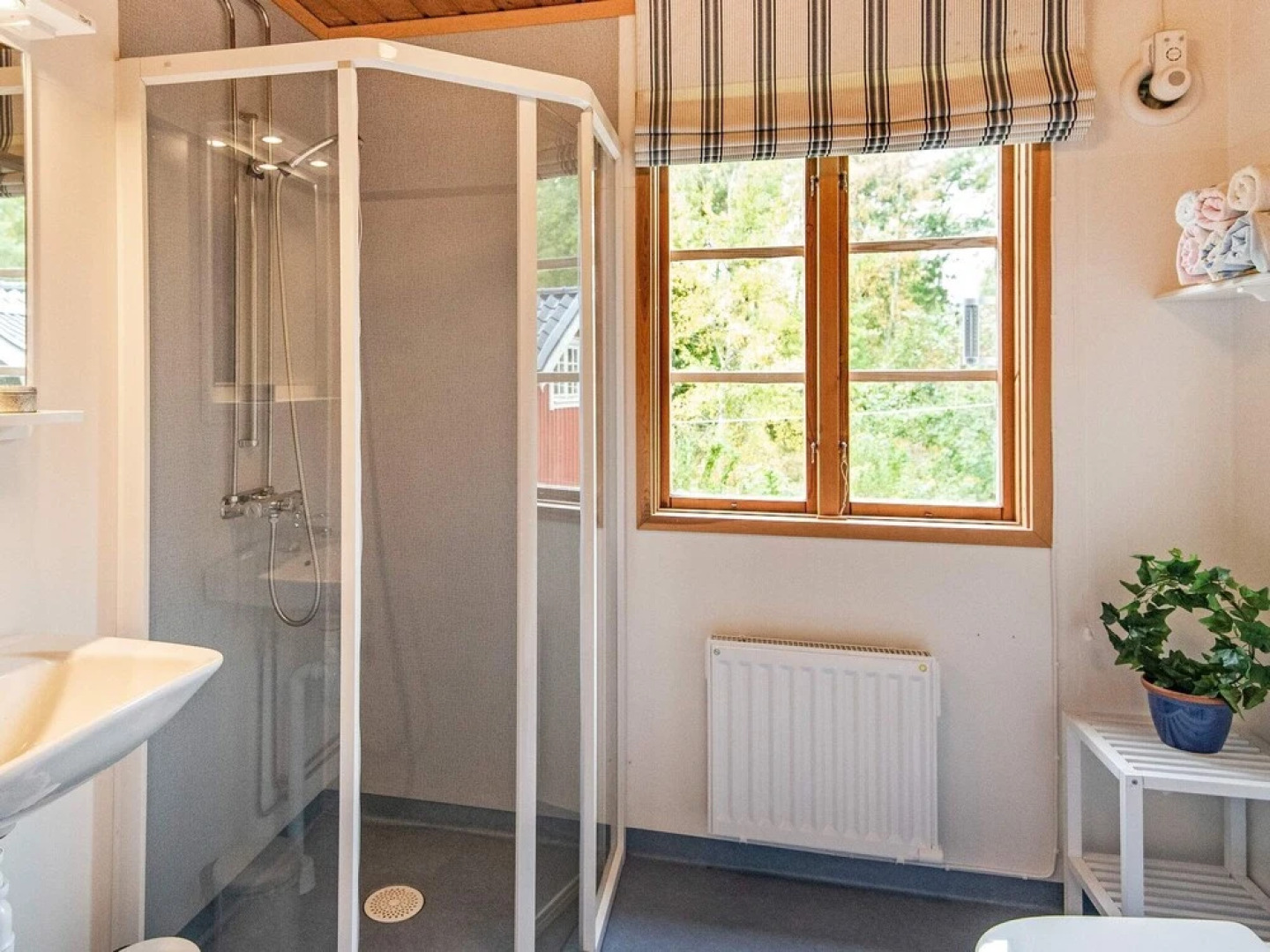 6 Person Holiday Home in ED