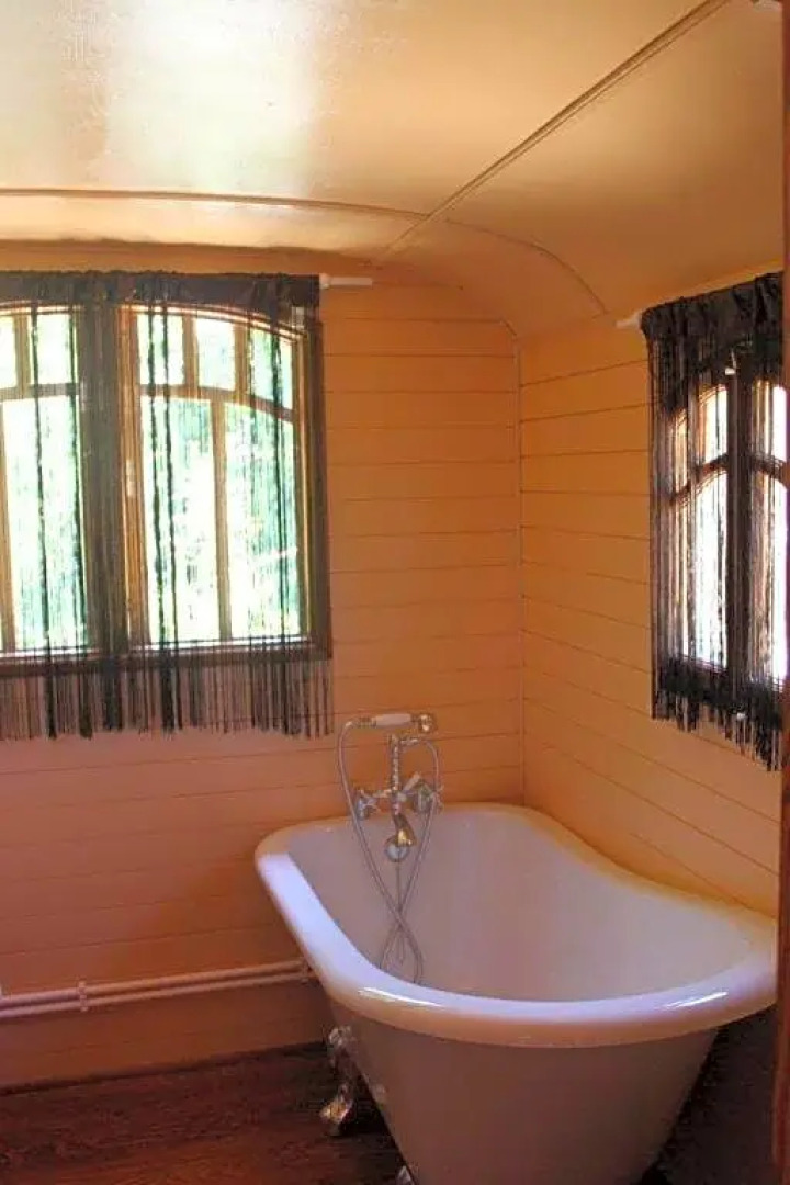 La roulotte "Les Saintes"