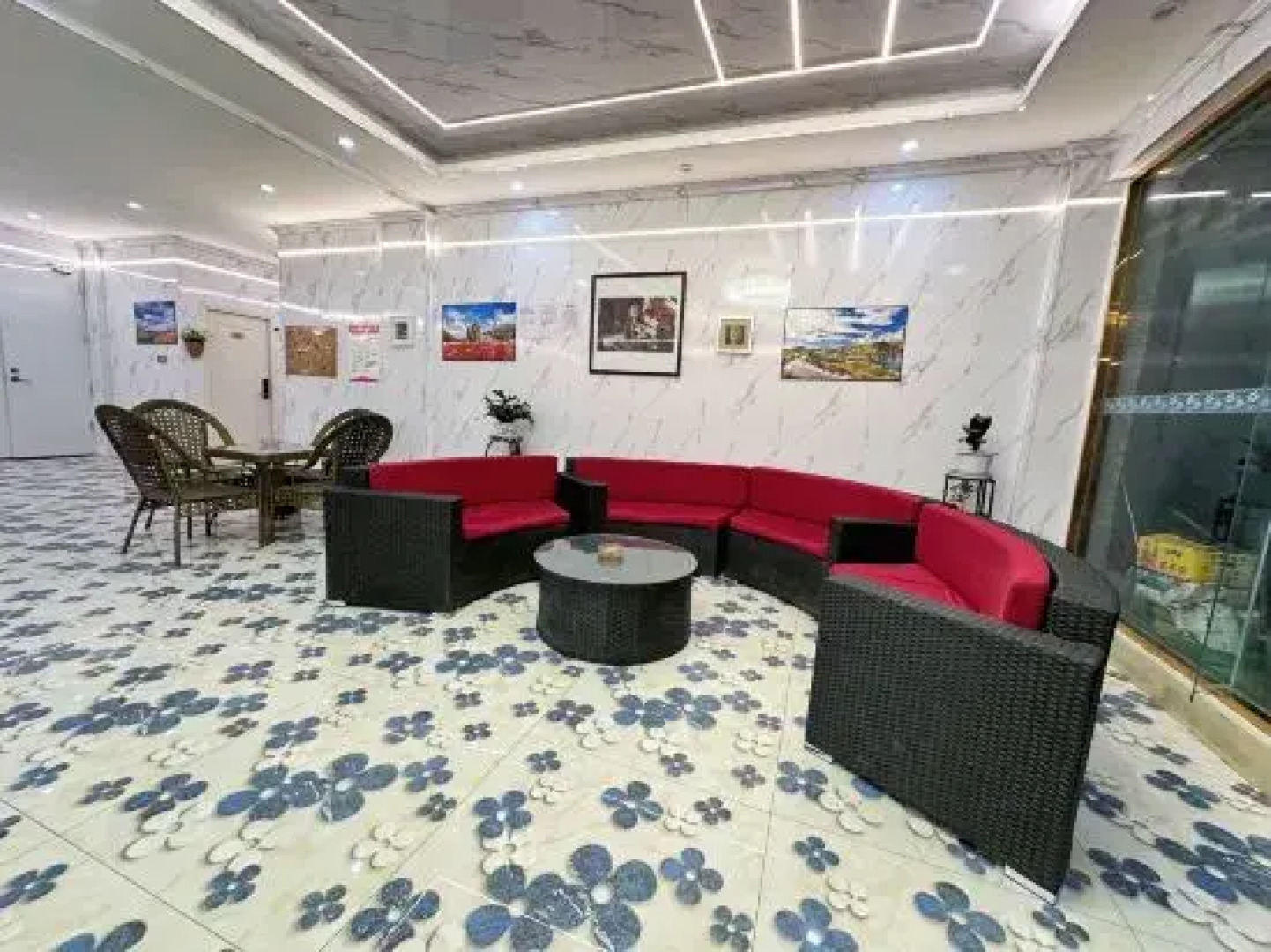 Daocheng Dewang Pingcuo Hotel