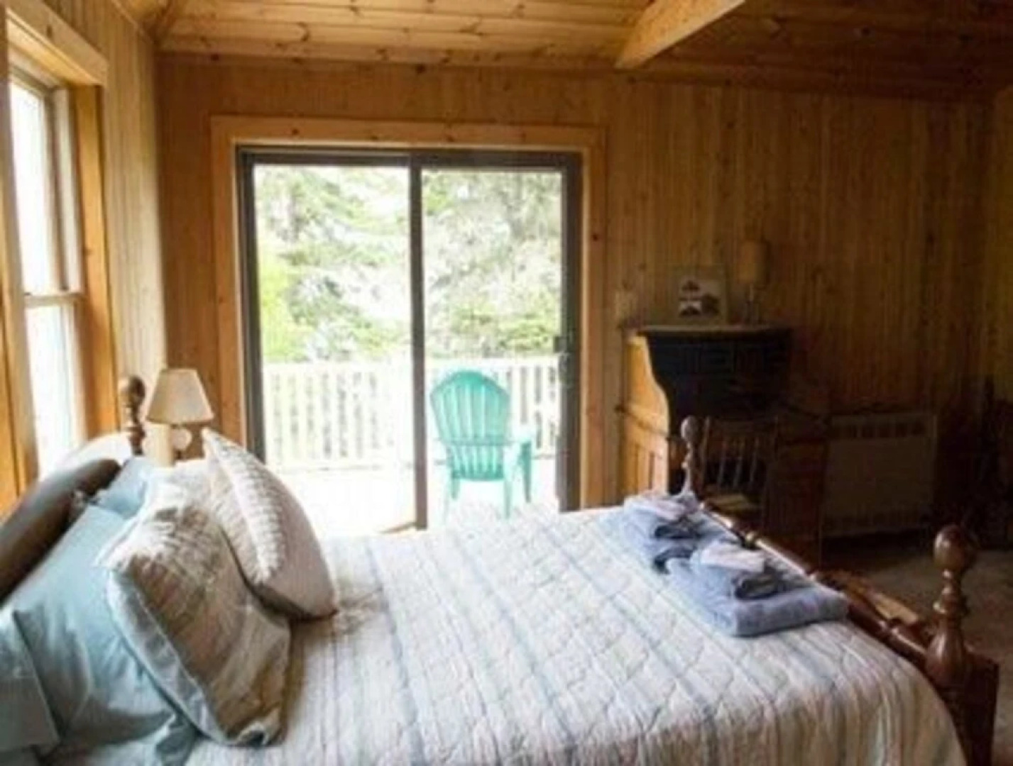 Barnacle on Flye Point - Three Bedroom Home