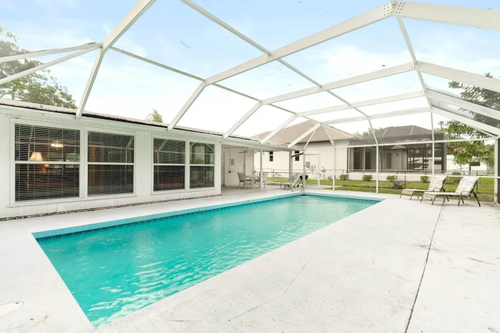 Parkdale Home by Vtrips