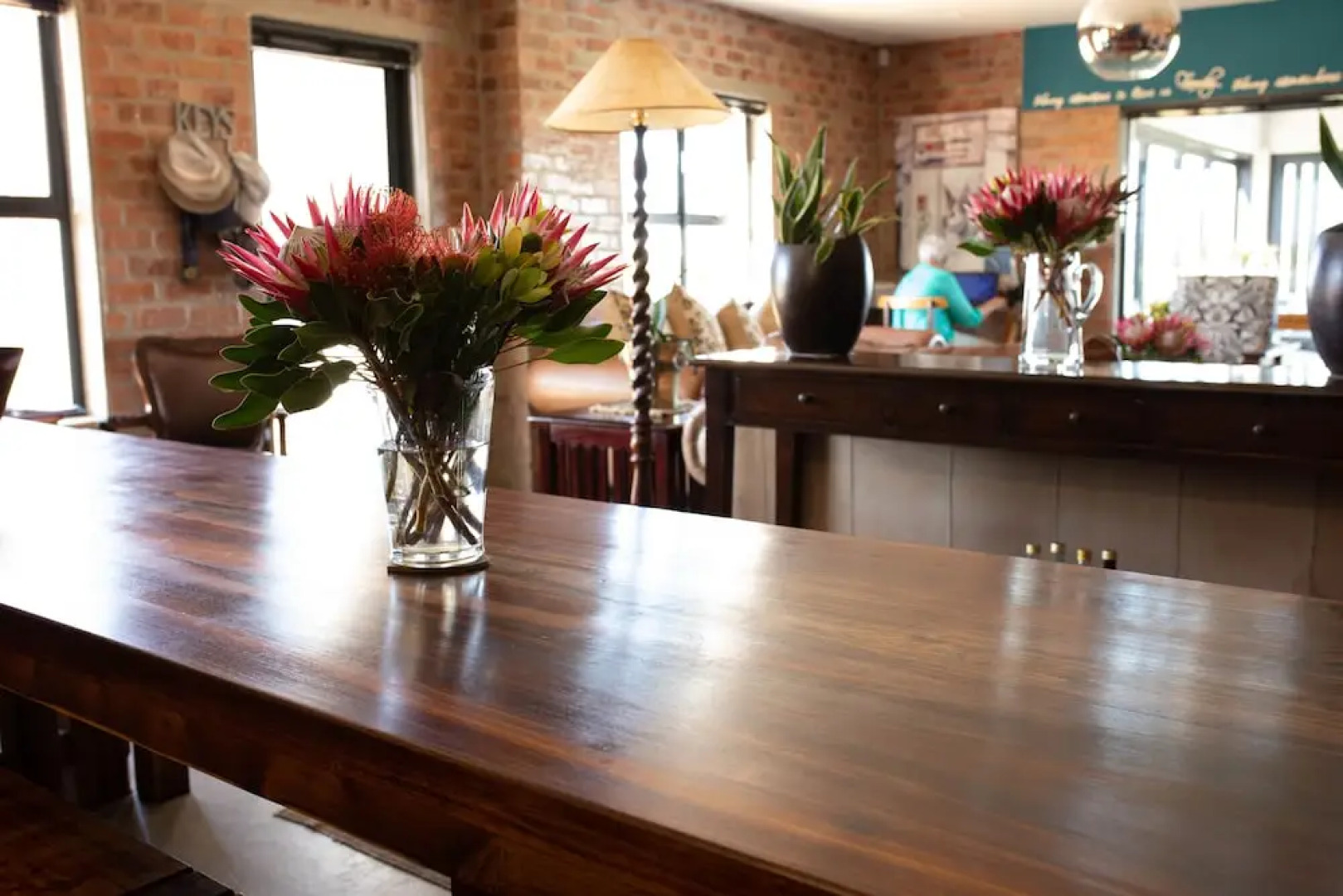 Stay at Friends (Guest house)