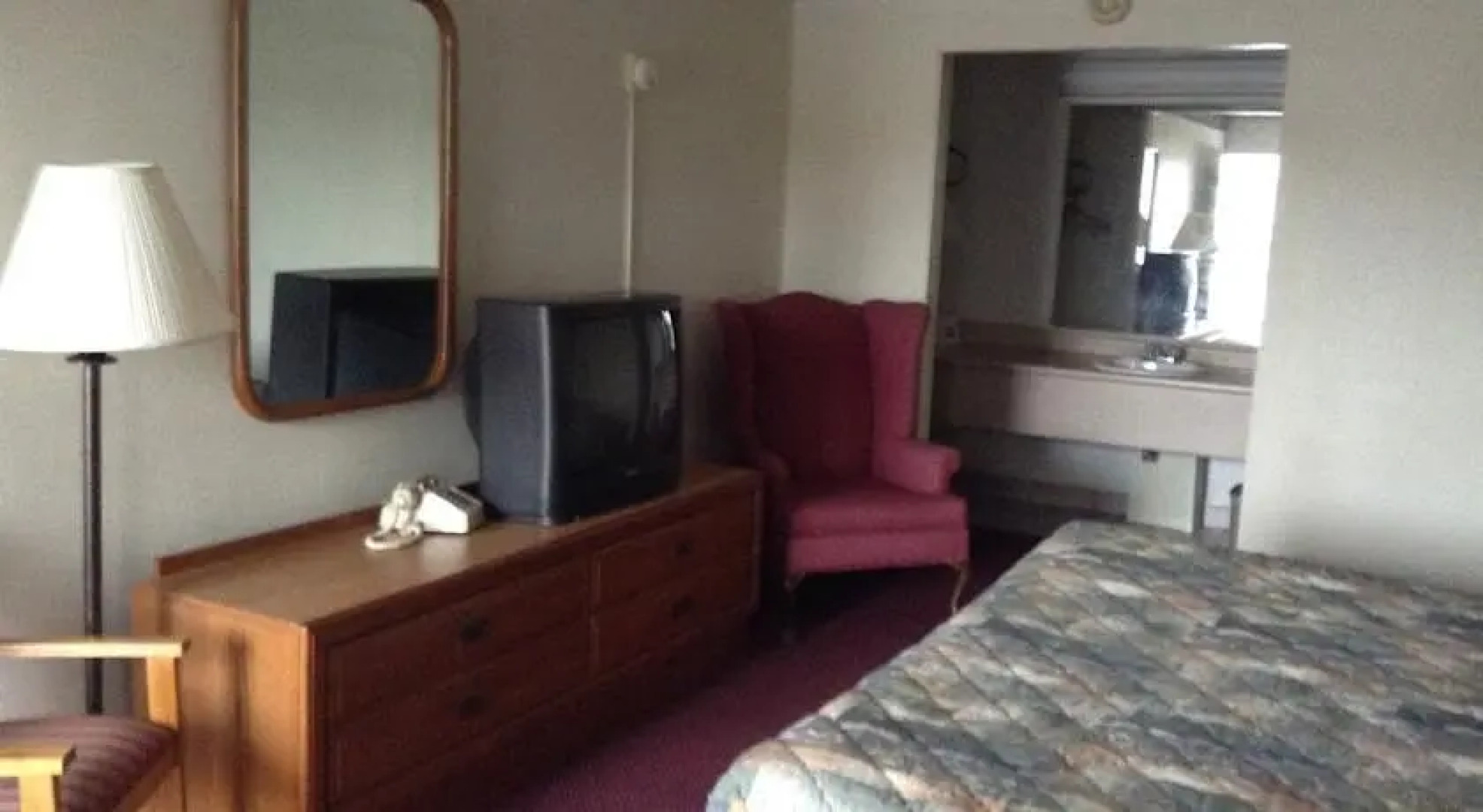 Knights Inn - Chilhowie