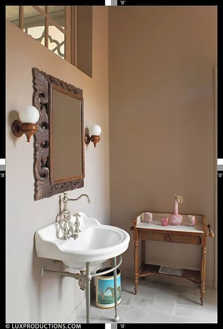 Monastere De Brucourt