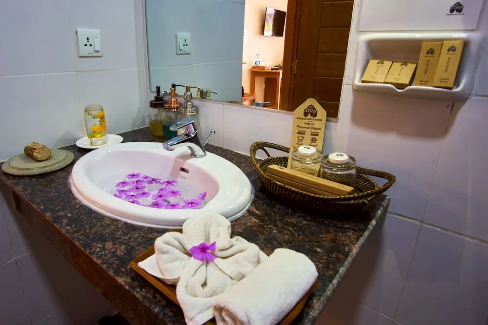 WEStay at Bagan Lotus Hotel