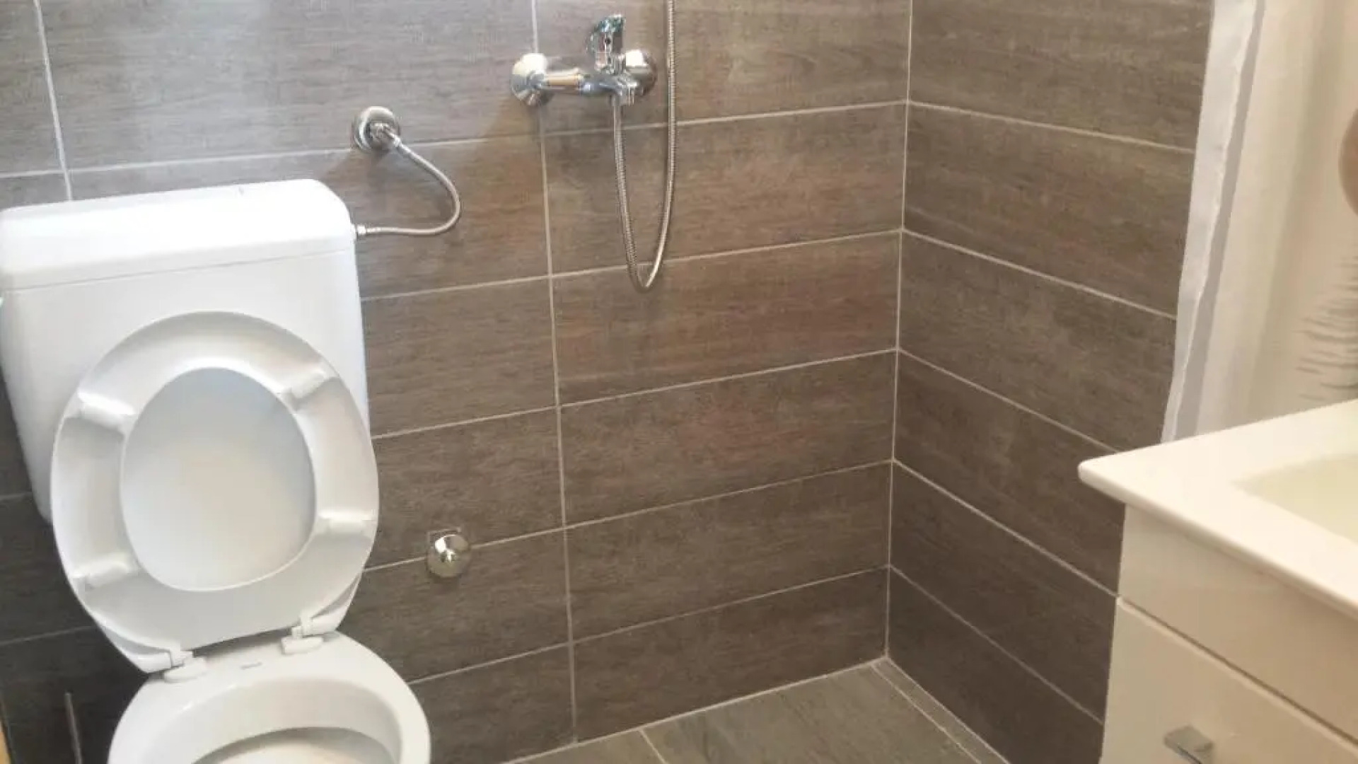 Vikendica pored Drine Foča