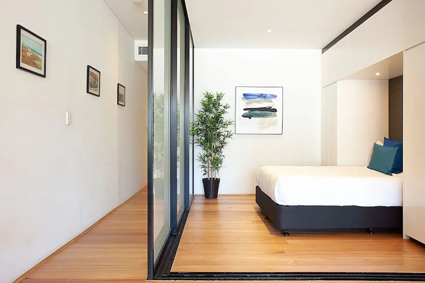 Urban Rest - Riley St