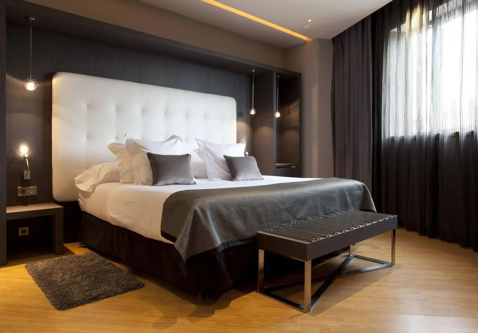 Hotel Maydrit Airport