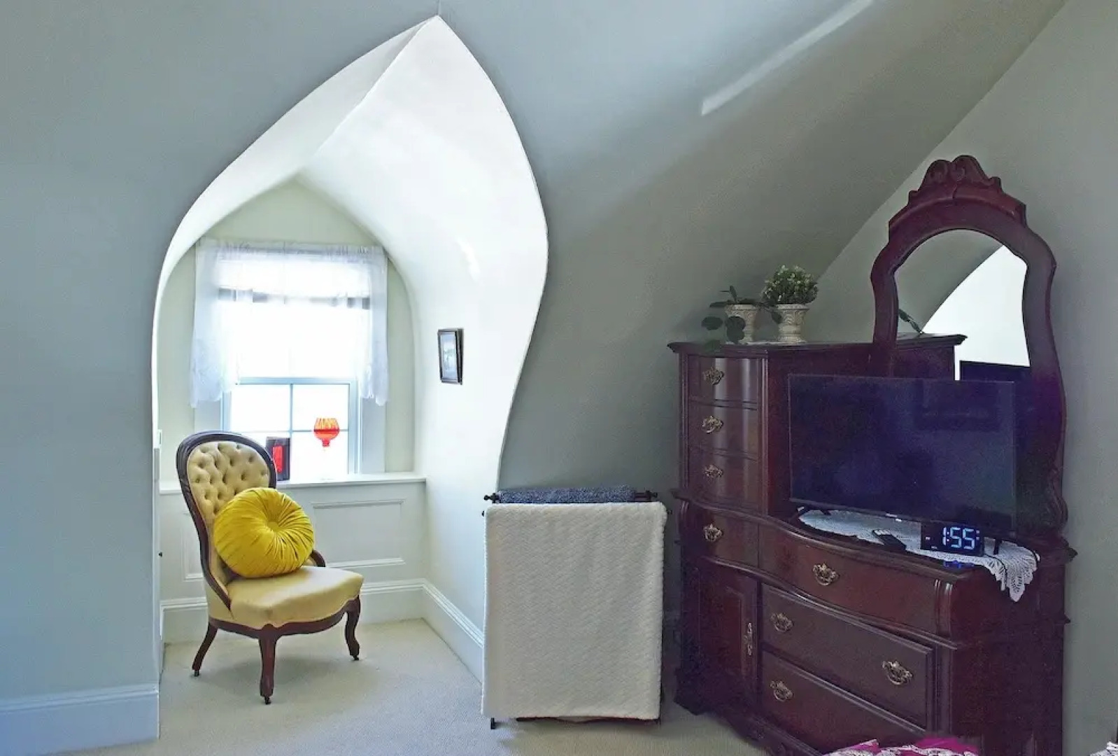 Miller House By the Bay