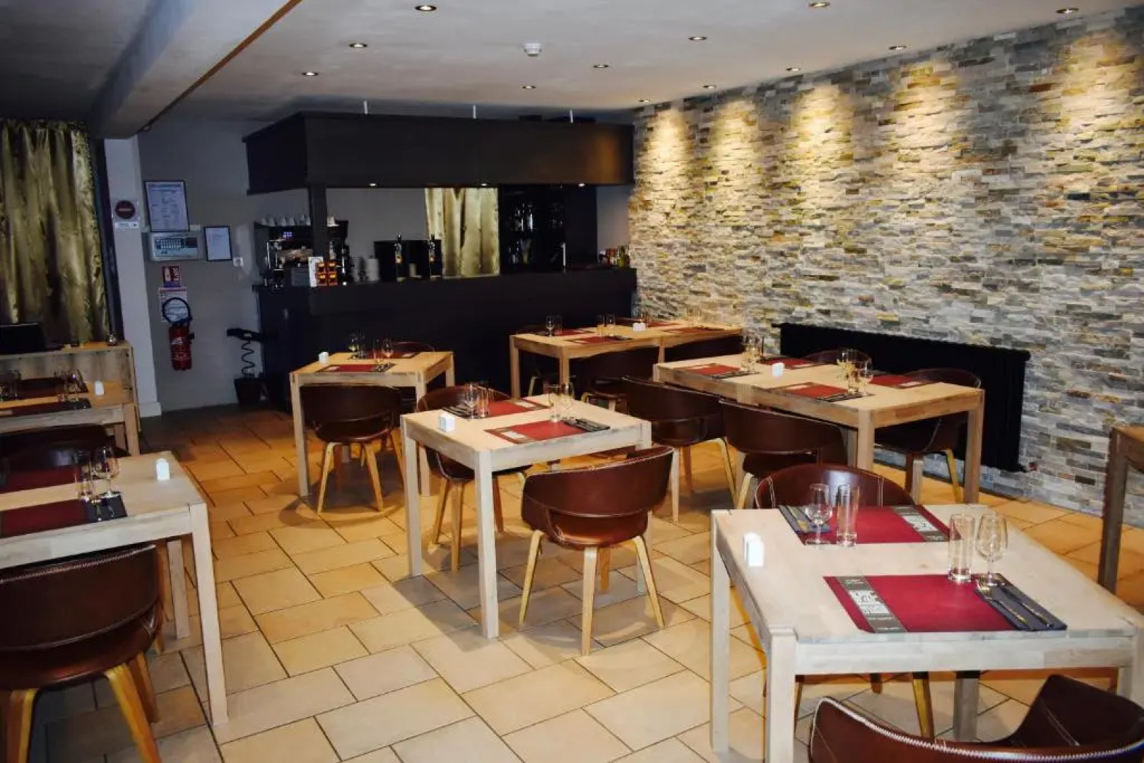 Hôtel le Relais de la Voie Sacrée