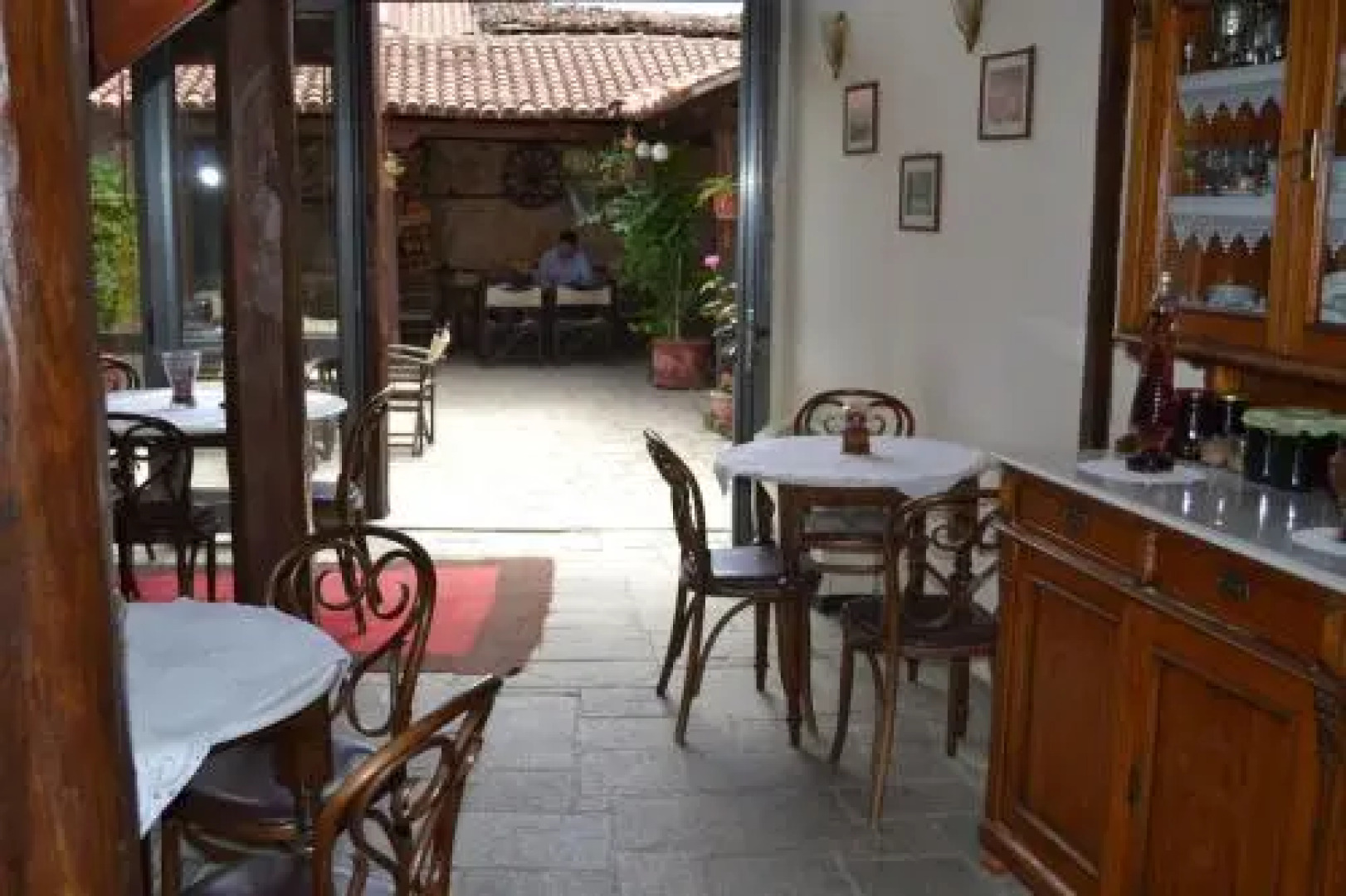 Hagiati Traditional Hotel