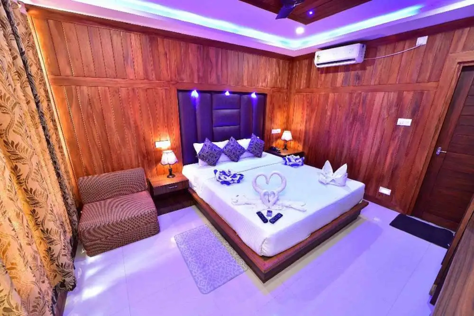 Holiday N Holiday Beach Resort