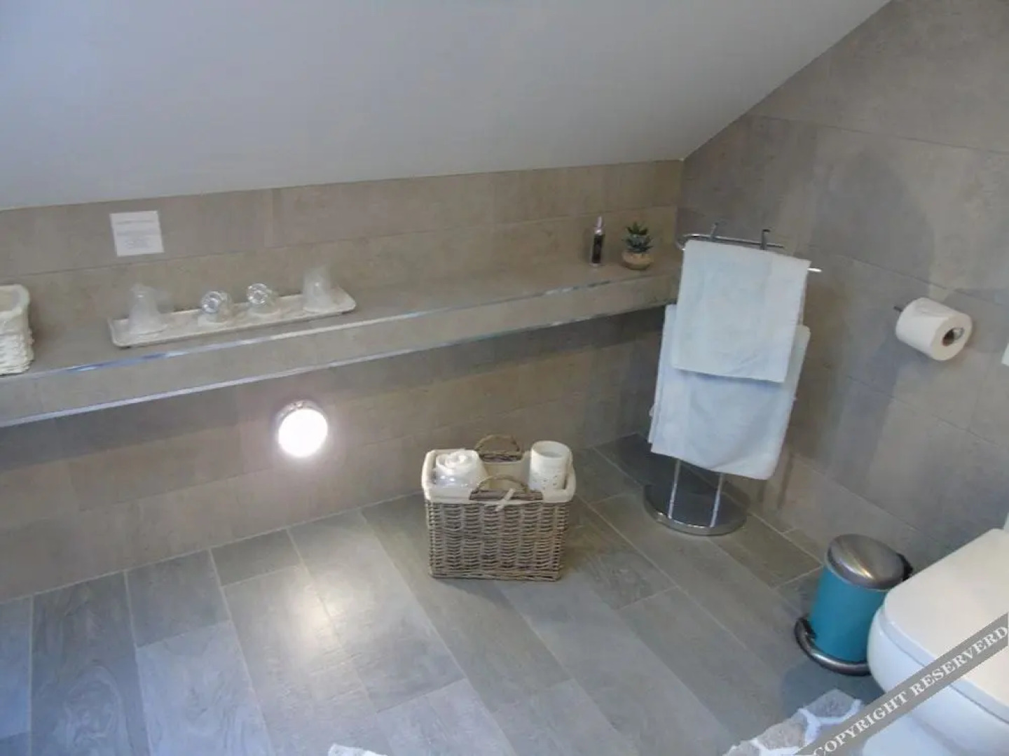 Shoreline at Mount Stewart B&B