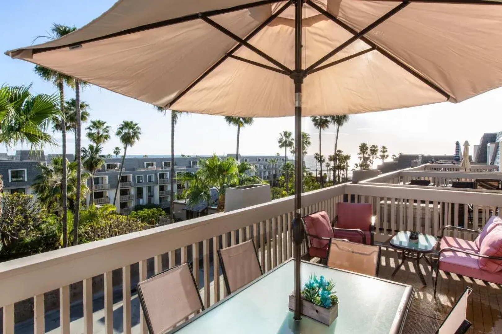 3 Bedroom - Complex is on the Beach With Huge Pools Hot Tubs Family S Love IT Here