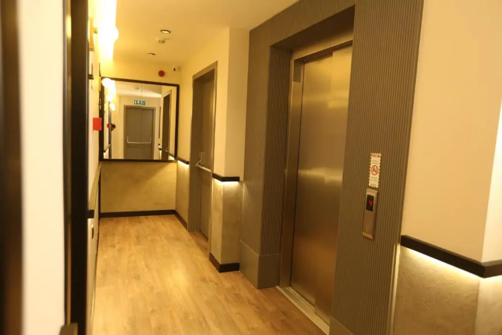 Moja City Hotel