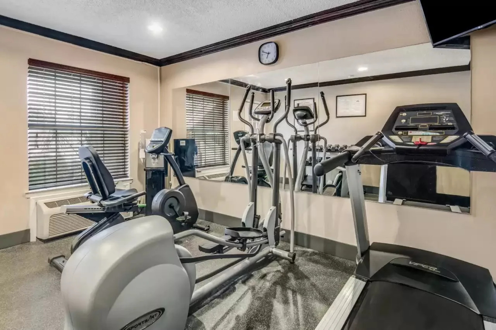 Quality Inn & Suites Dallas - Cityplace