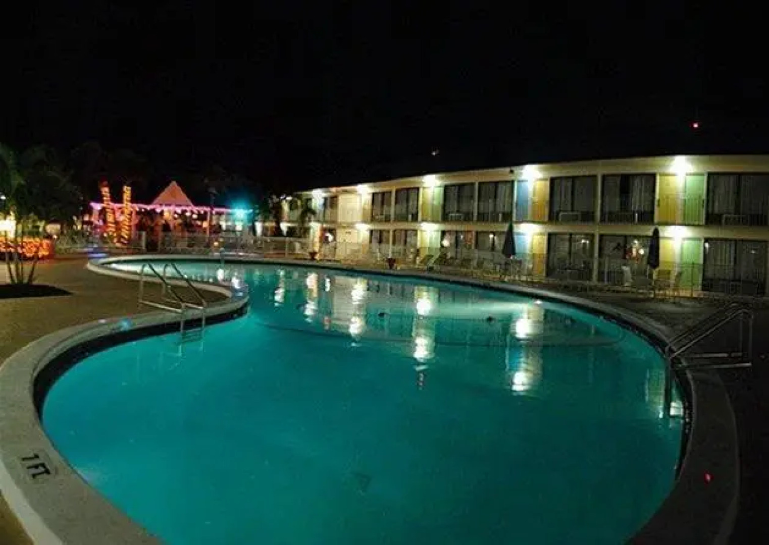 The Flamingo Resort - Adult Resort