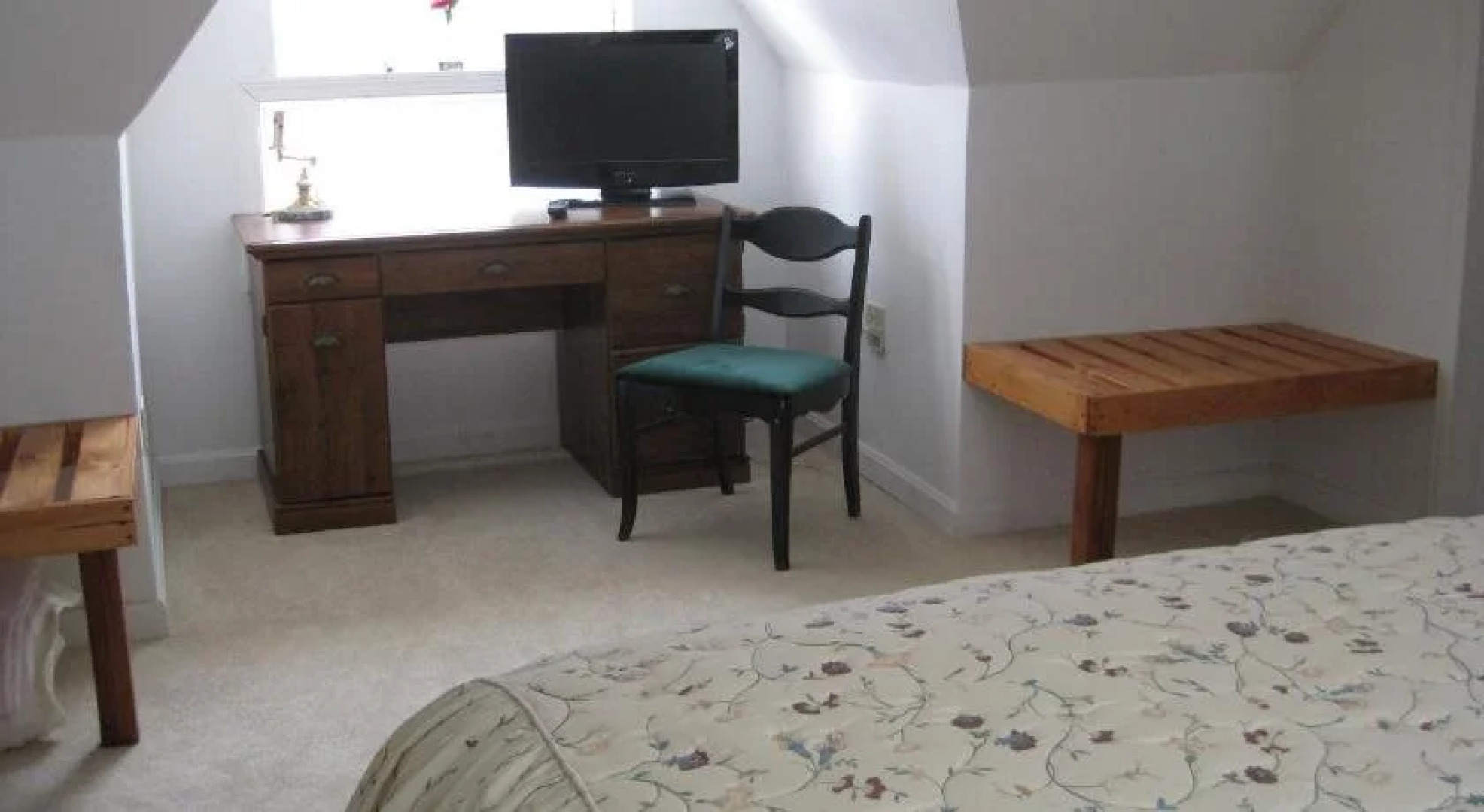 Mountain Valley Retreat