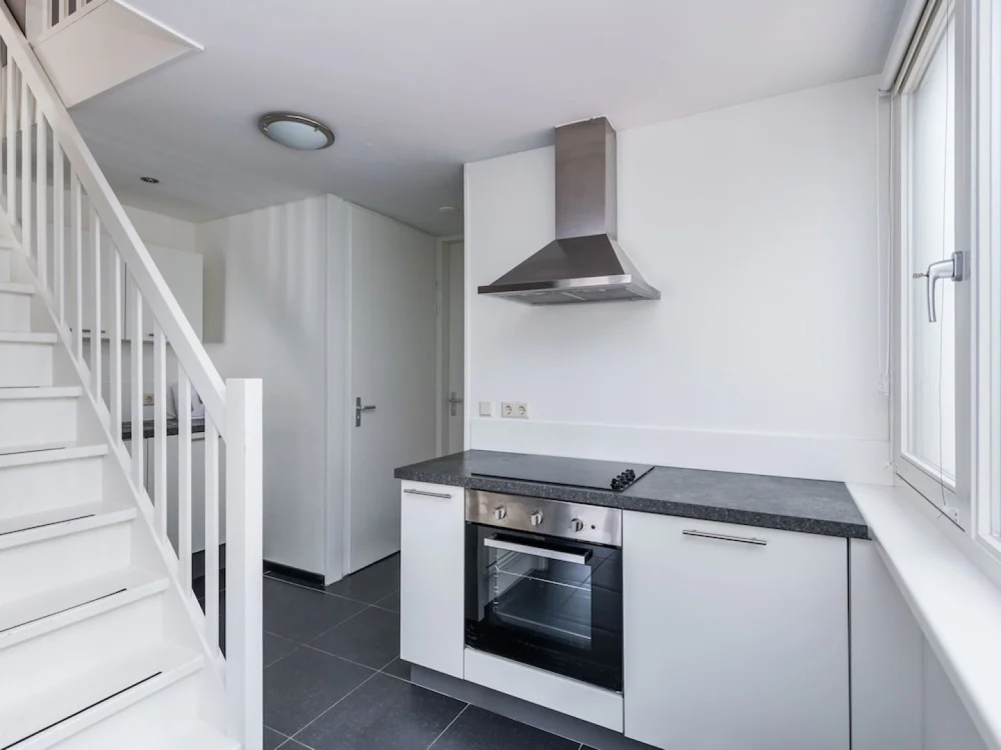 Magnificent 6-person Apartment With Roof Terrace in Ouddorp Town Centre