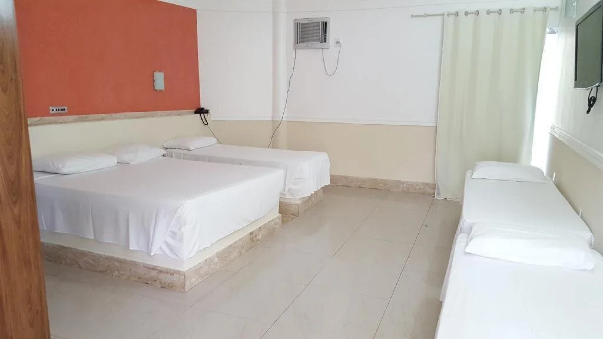 Florida Inn Praia Hotel