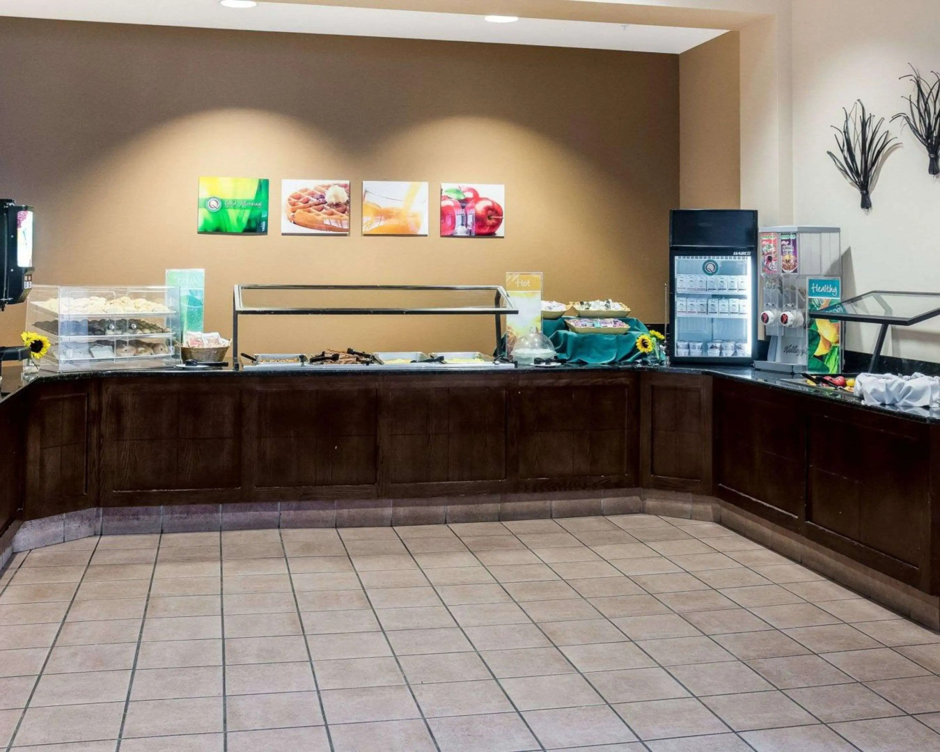 Quality Suites Lake Wright - Norfolk Airport