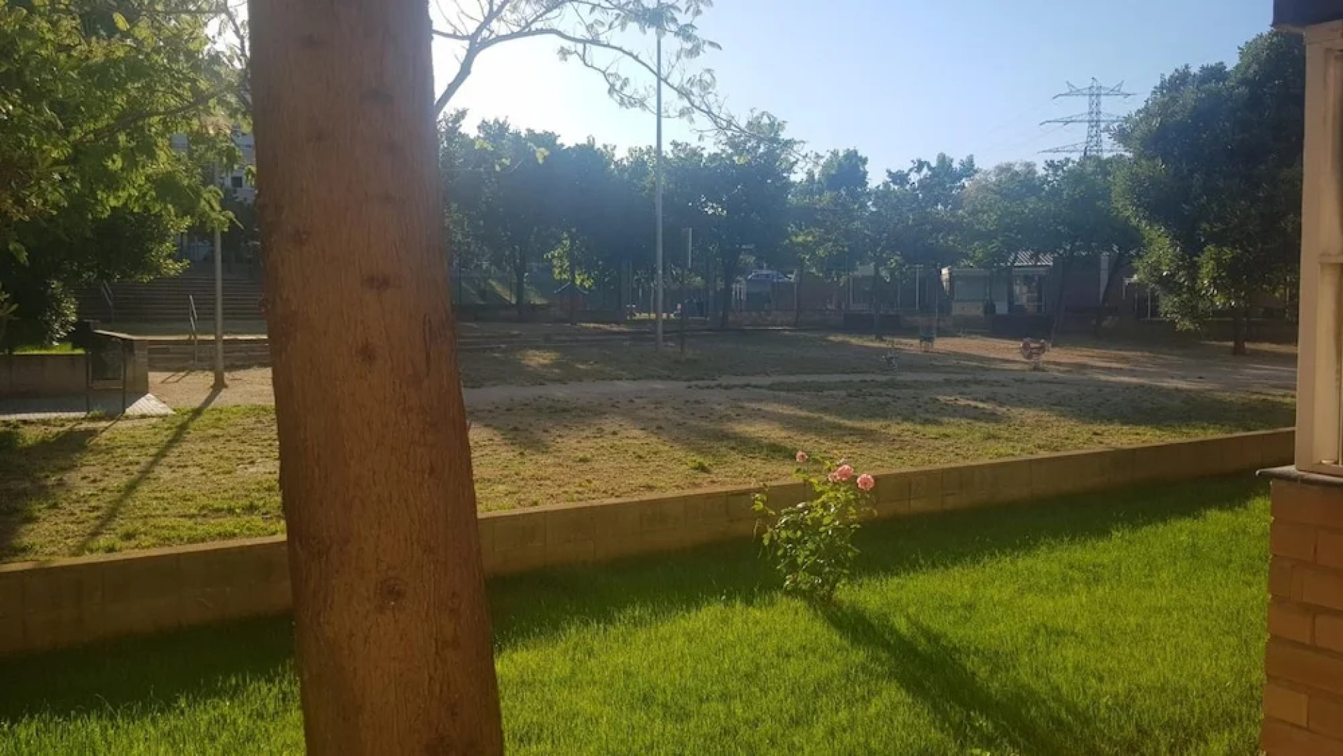 Private Rooms - Fira 2