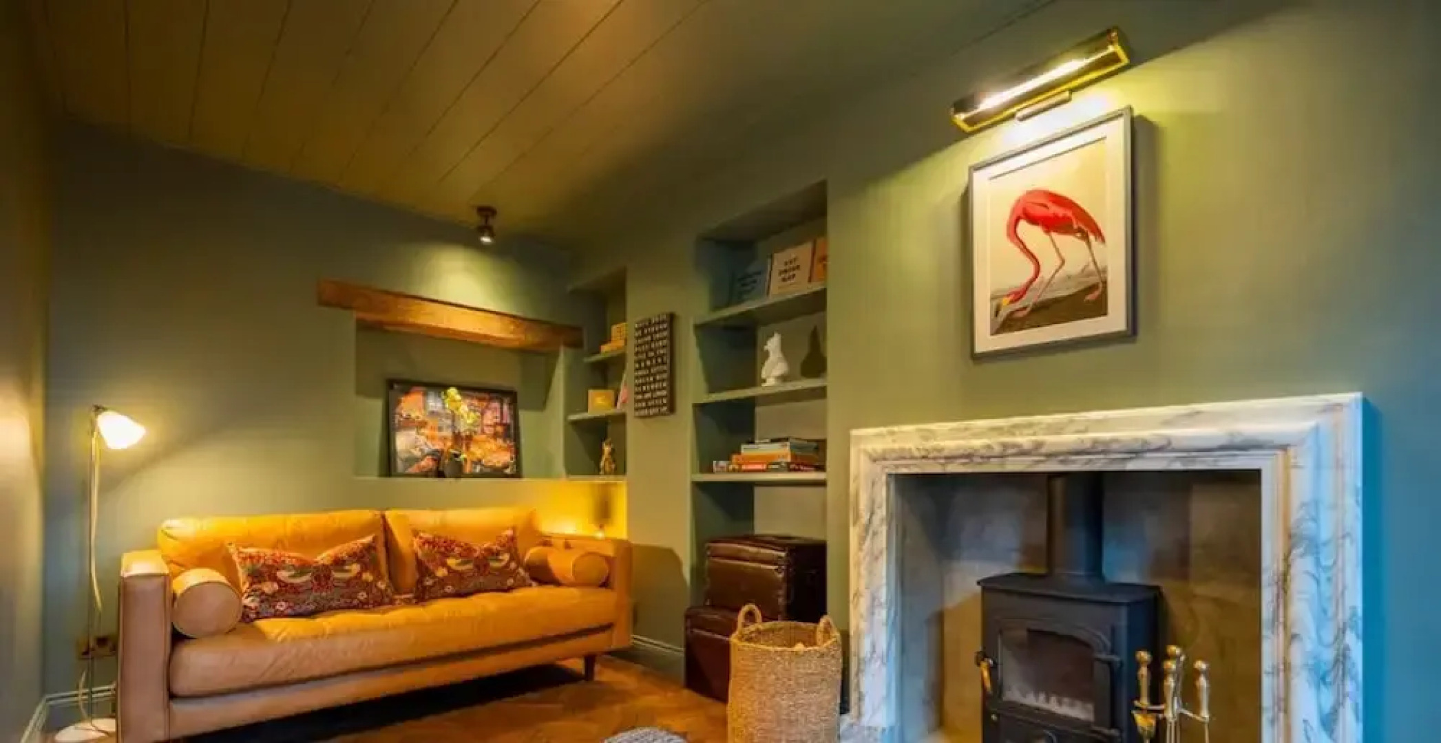 The Writers Retreat - 5 Beds Parking Much More