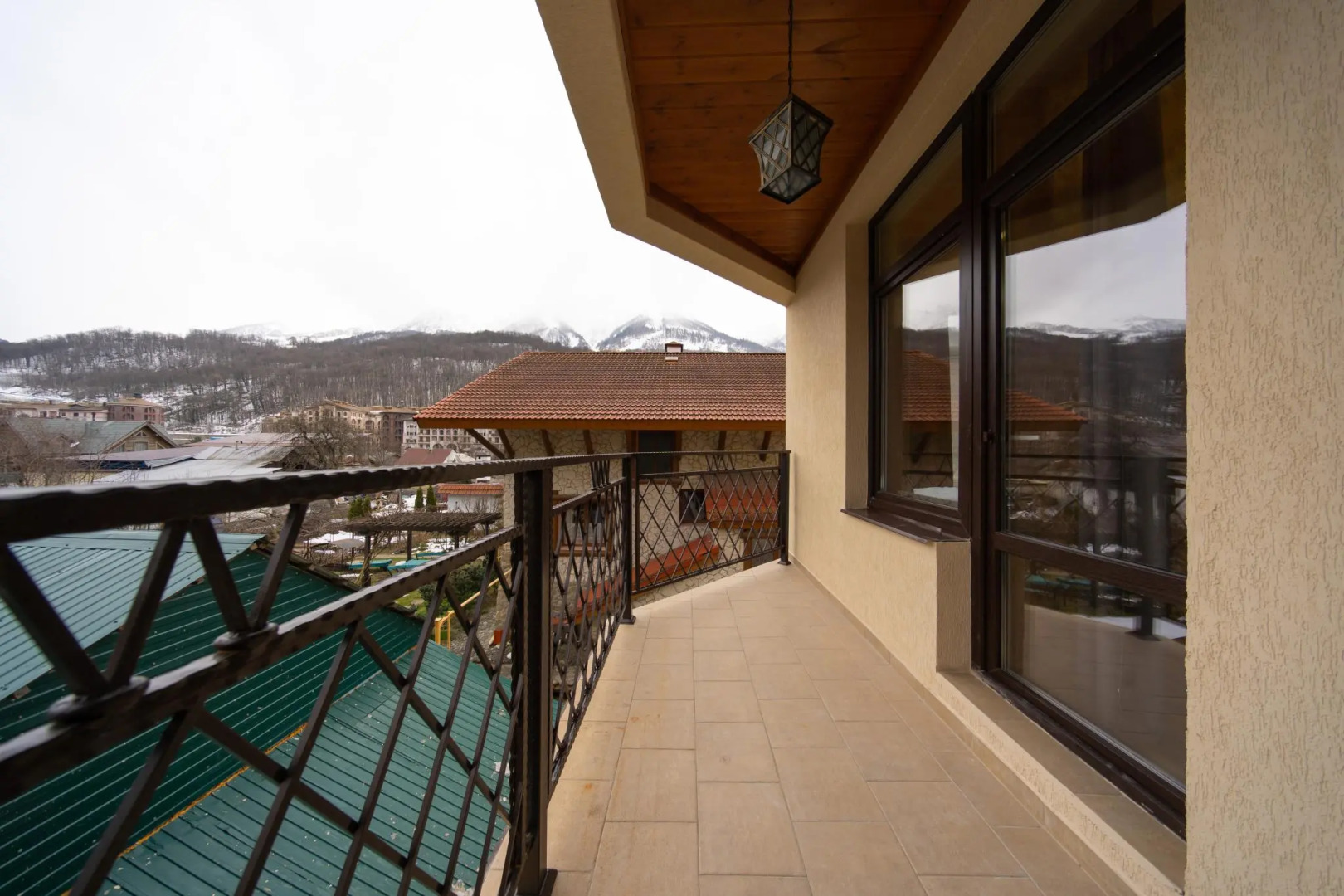 Море апартаментов на Автомобильном 10