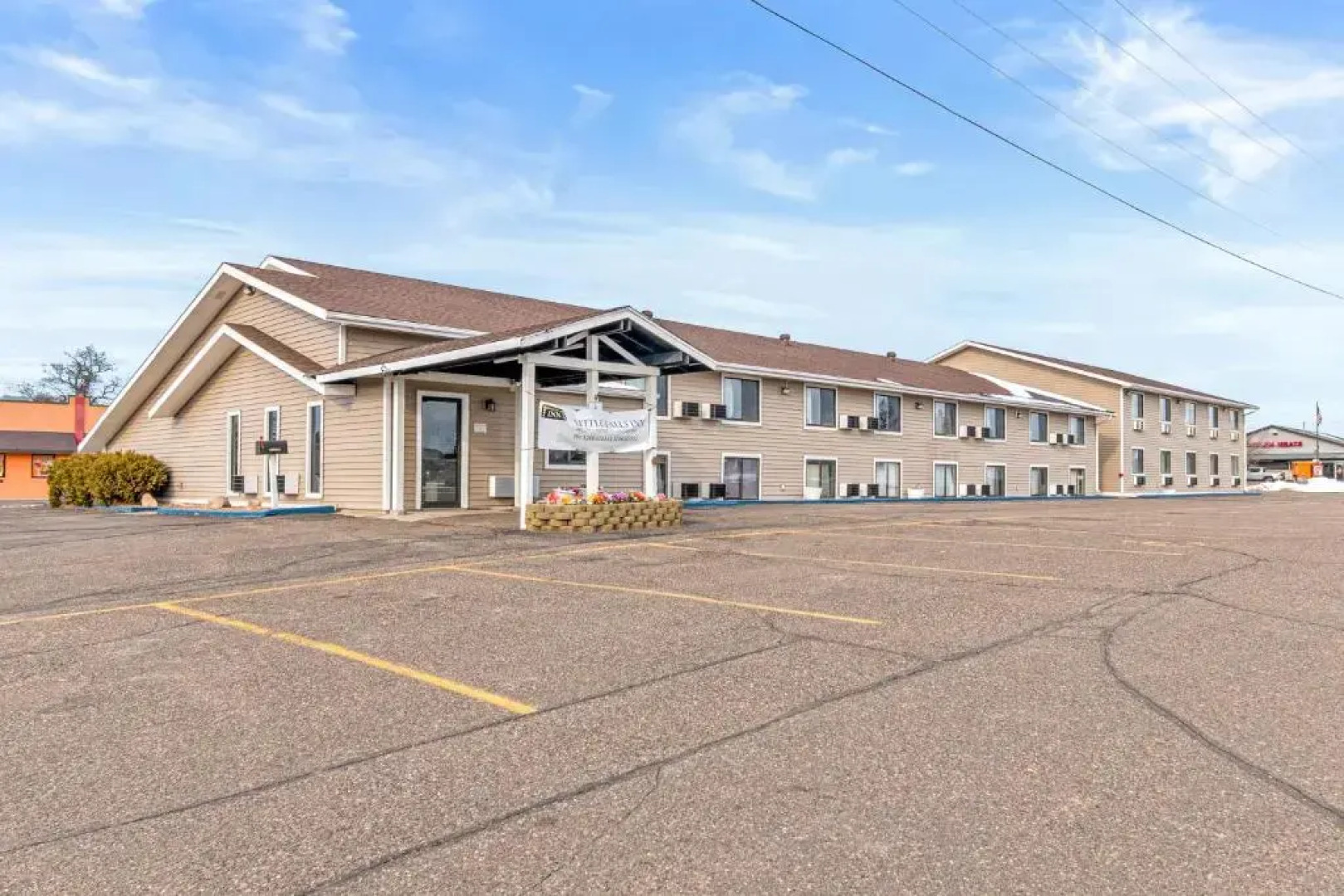 Super 8 Little Falls