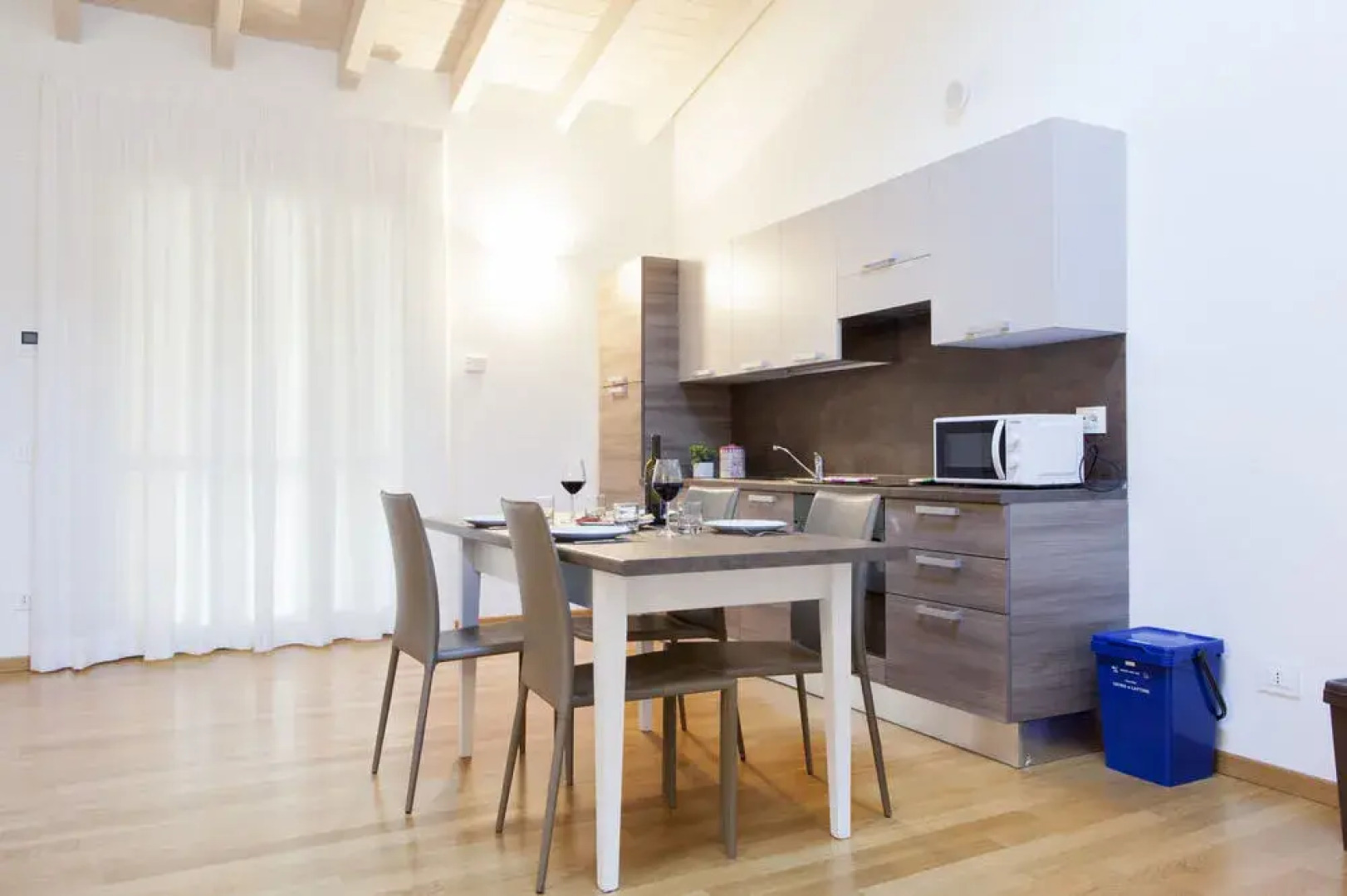 Polpenazze Halldis Apartments