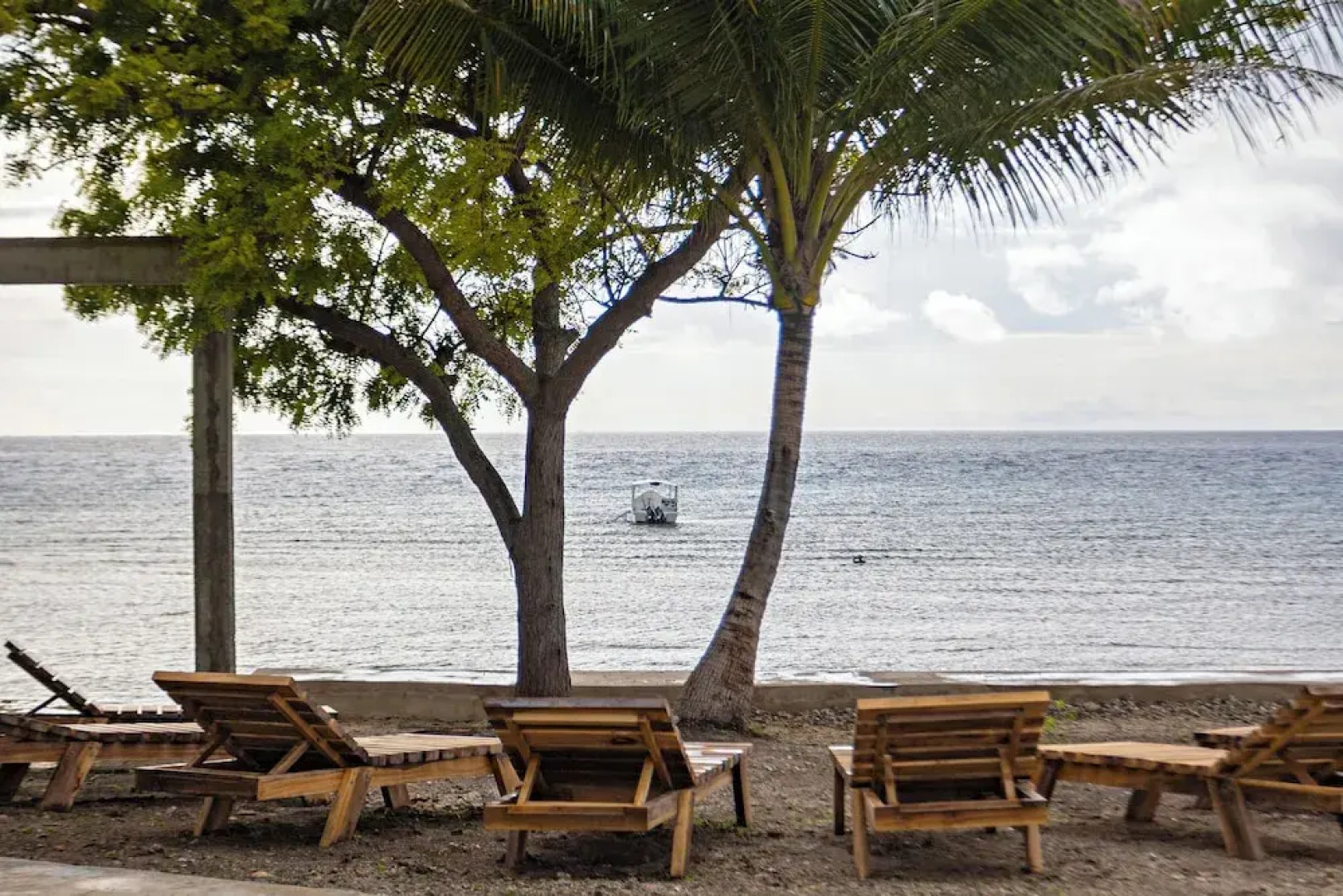 Dive Spot Asia & Brumini Beach Resort