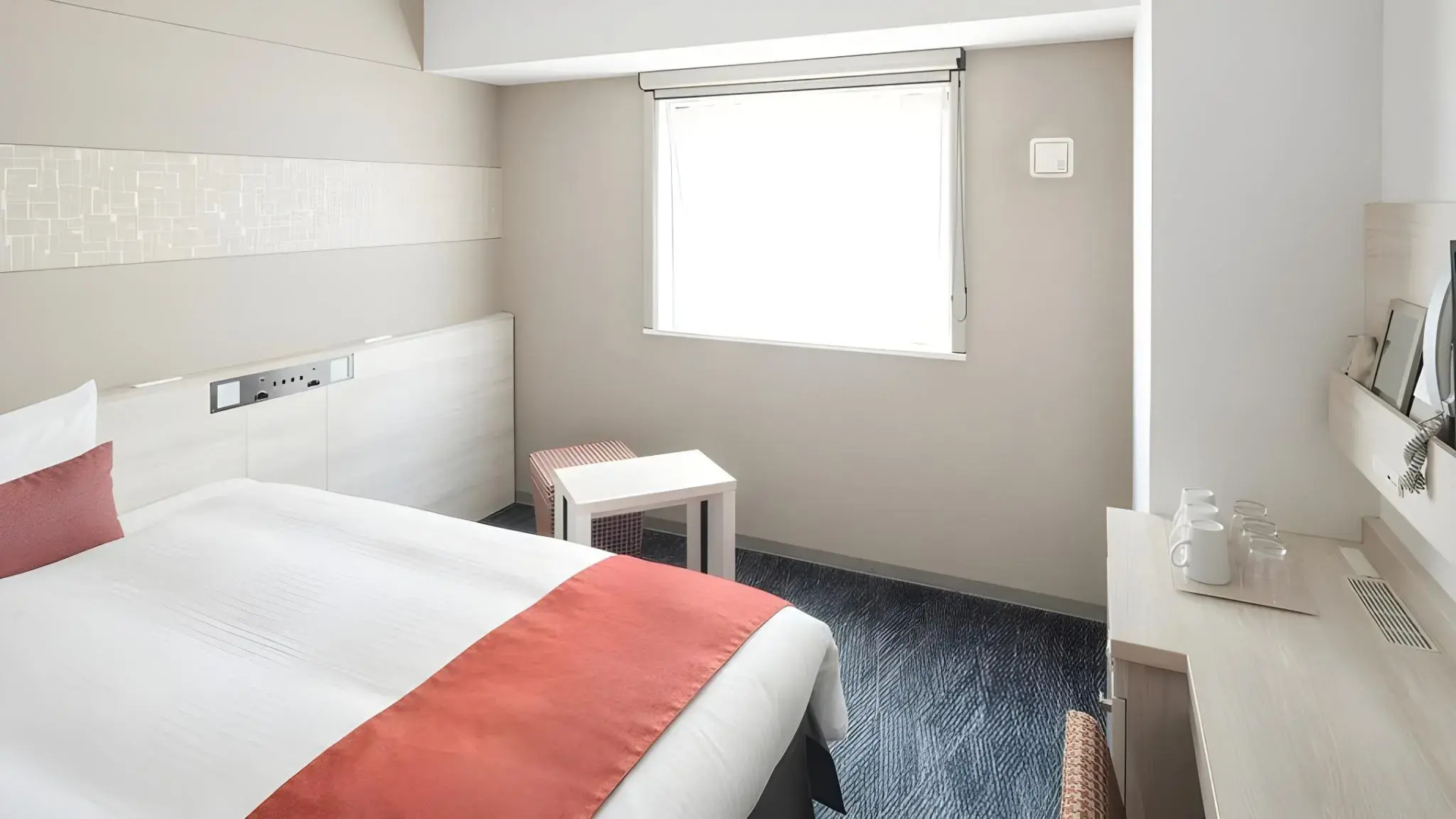 Vessel Inn Chiba Station
