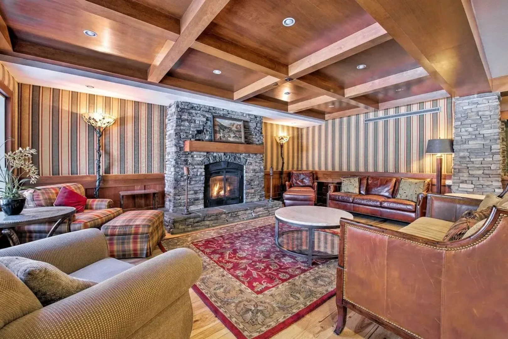 Ski-in/ski-out Brighton Condo w/ Pool & Hot Tub