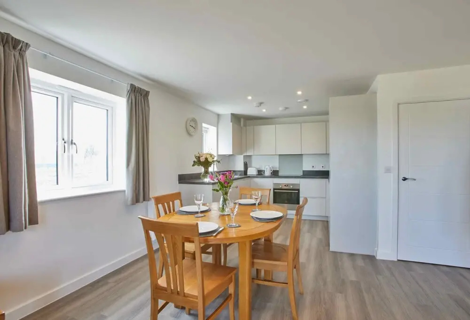 Ebbsfleet International Apartment