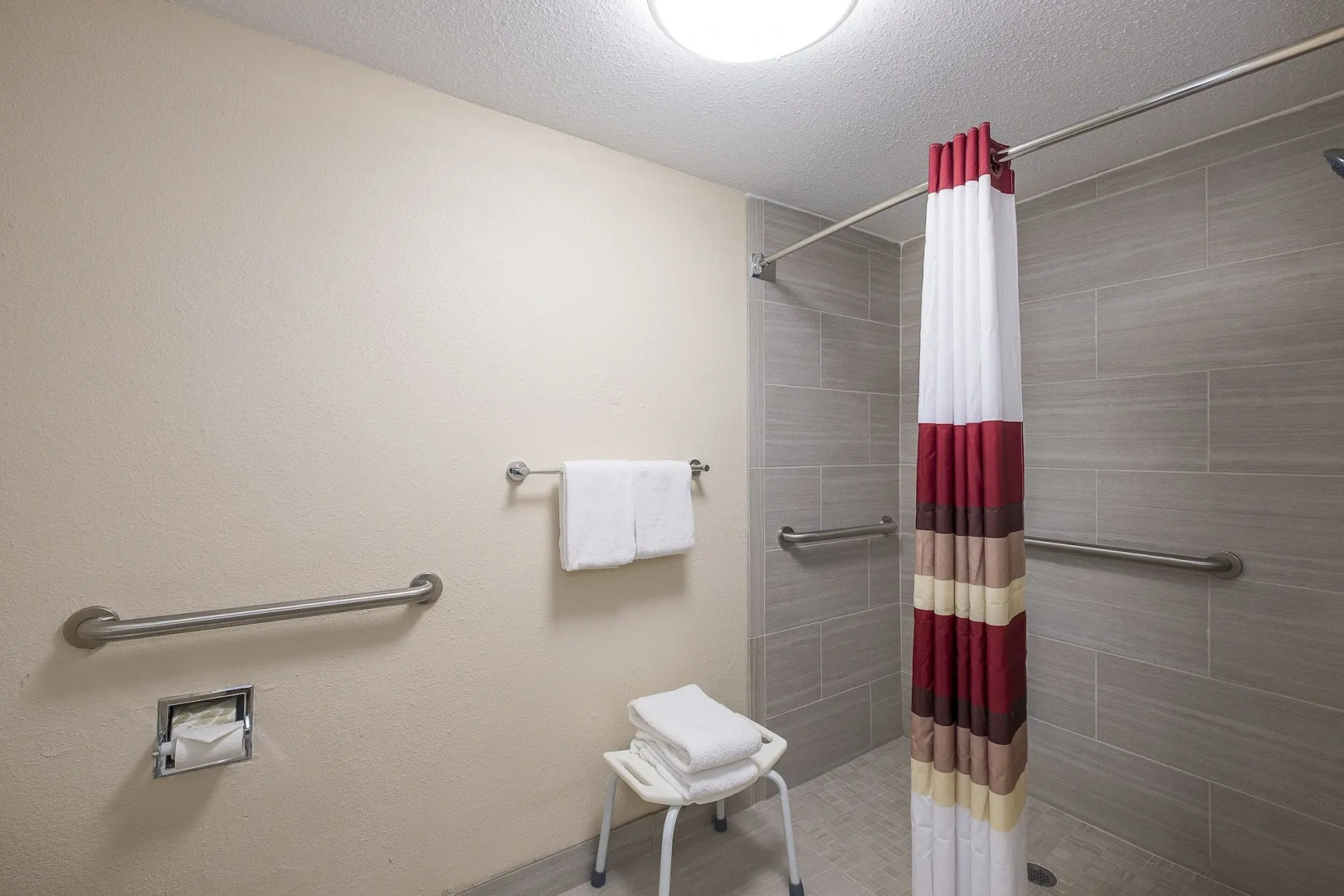 Red Roof Inn PLUS+ & Suites Knoxville West-Cedar Bluff