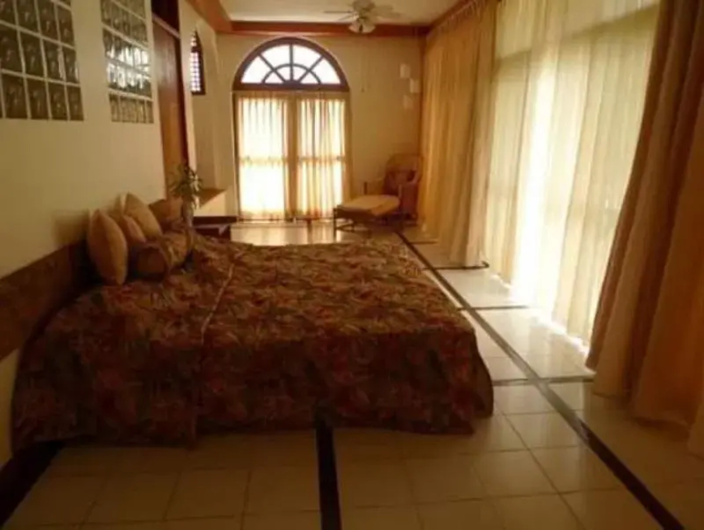 Star Cove Bed And Breakfast by OYO Rooms