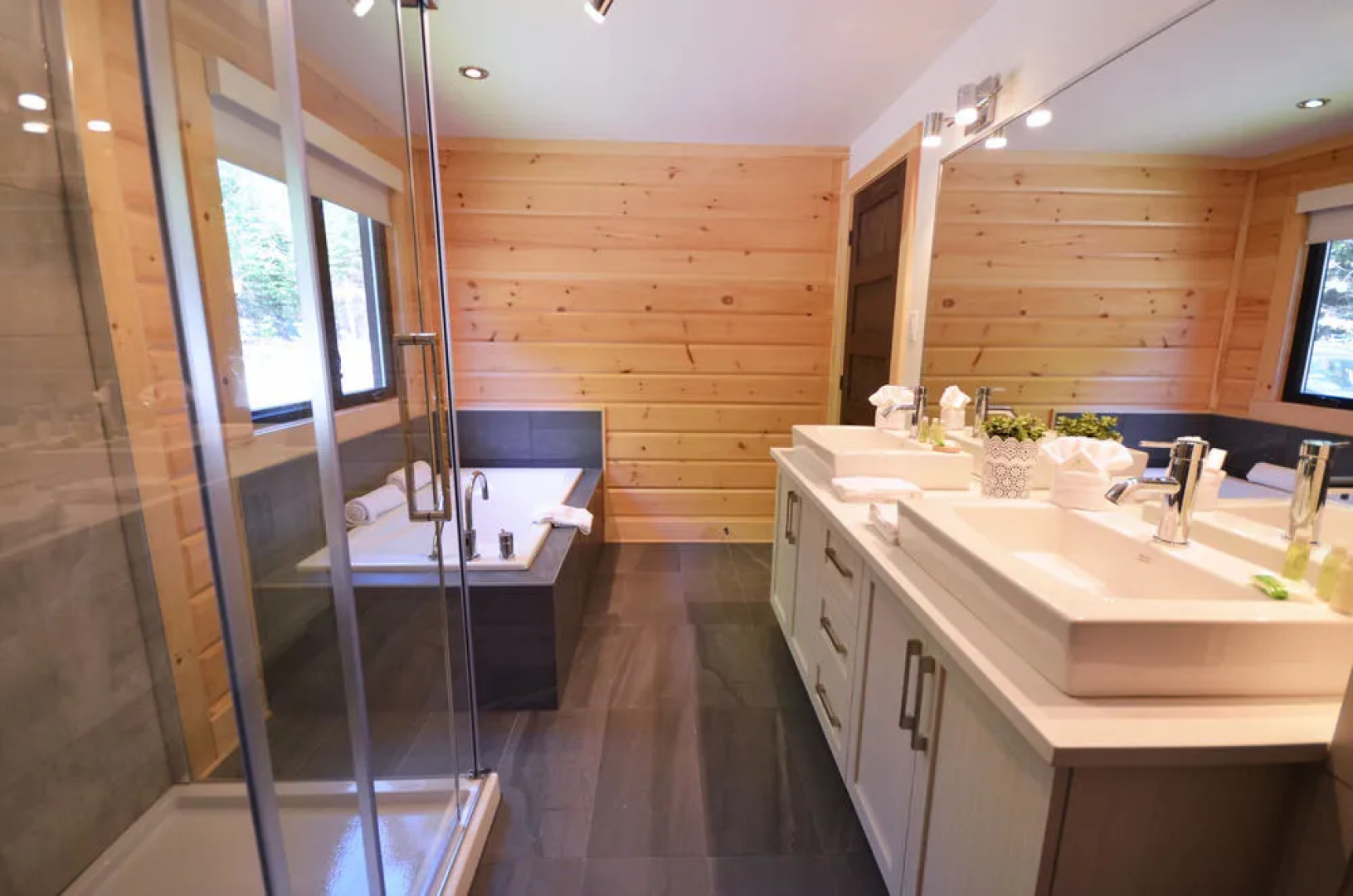 LikeAHotel - Club Lac Walfred