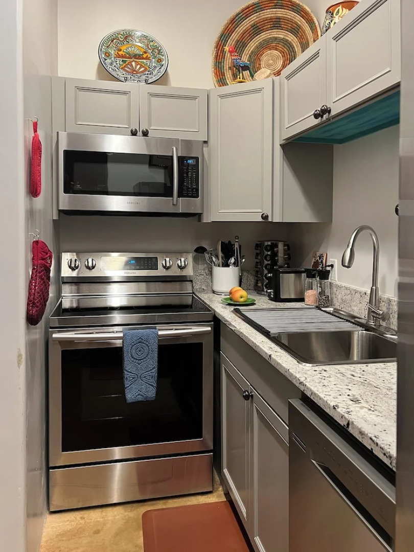 The Grand Hacienda Inn