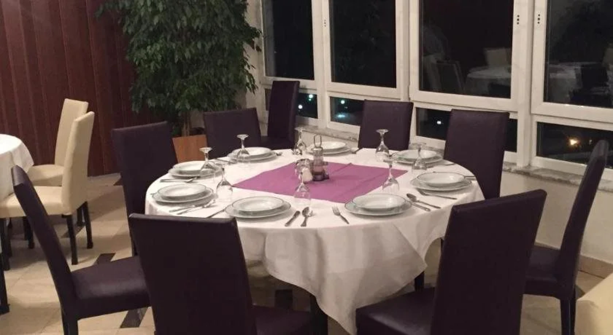 Hotel Piramida Sunca