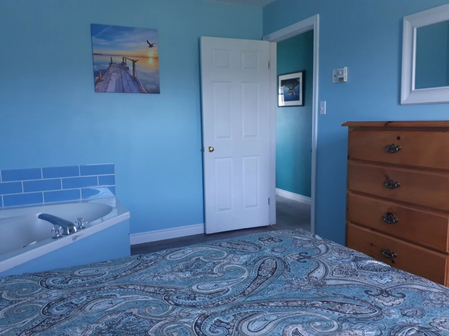 John B's Oceanfront Cottages