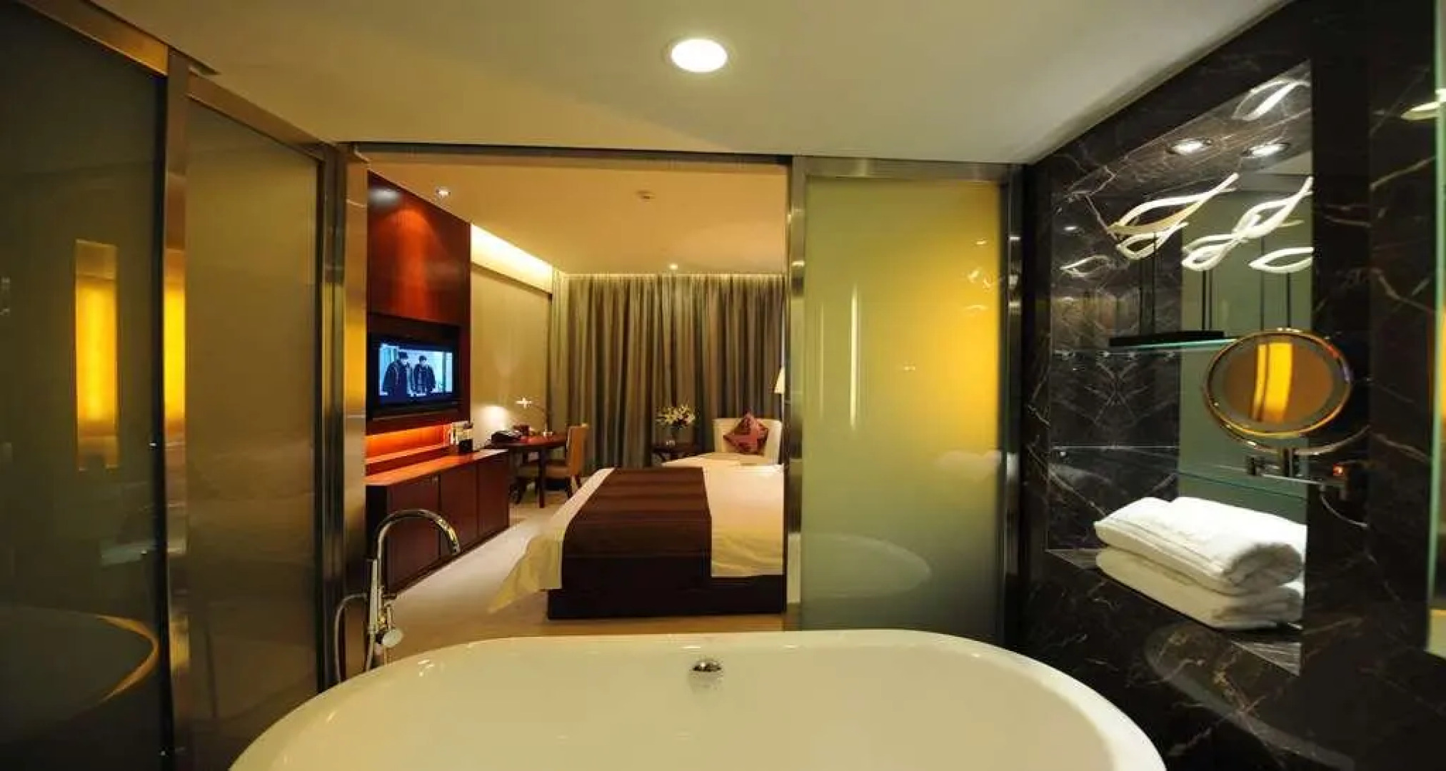 Yongkang Ziwei Pearl Hotel