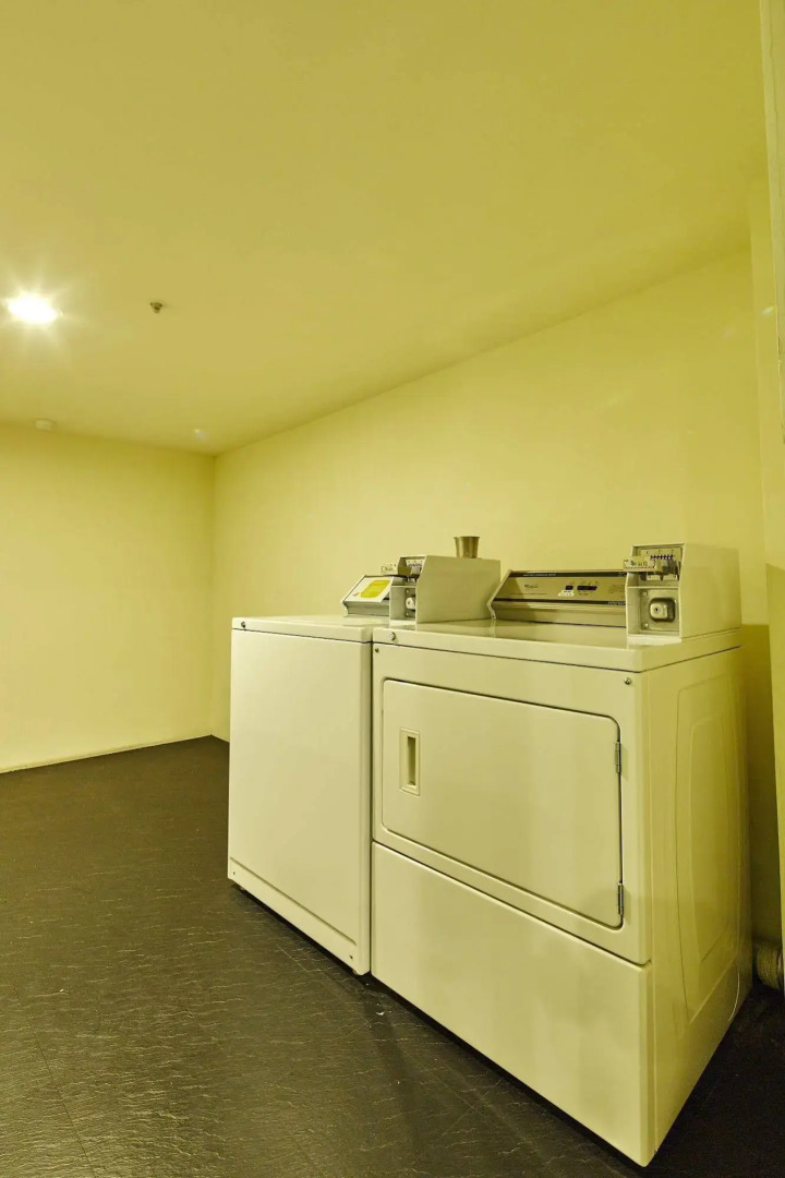 Single inn kaohsiung Lisen Hostel