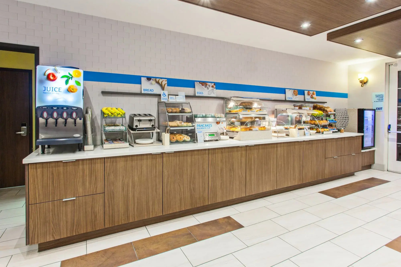 Holiday Inn Express Hotel & Suites Oakland-Airport by IHG