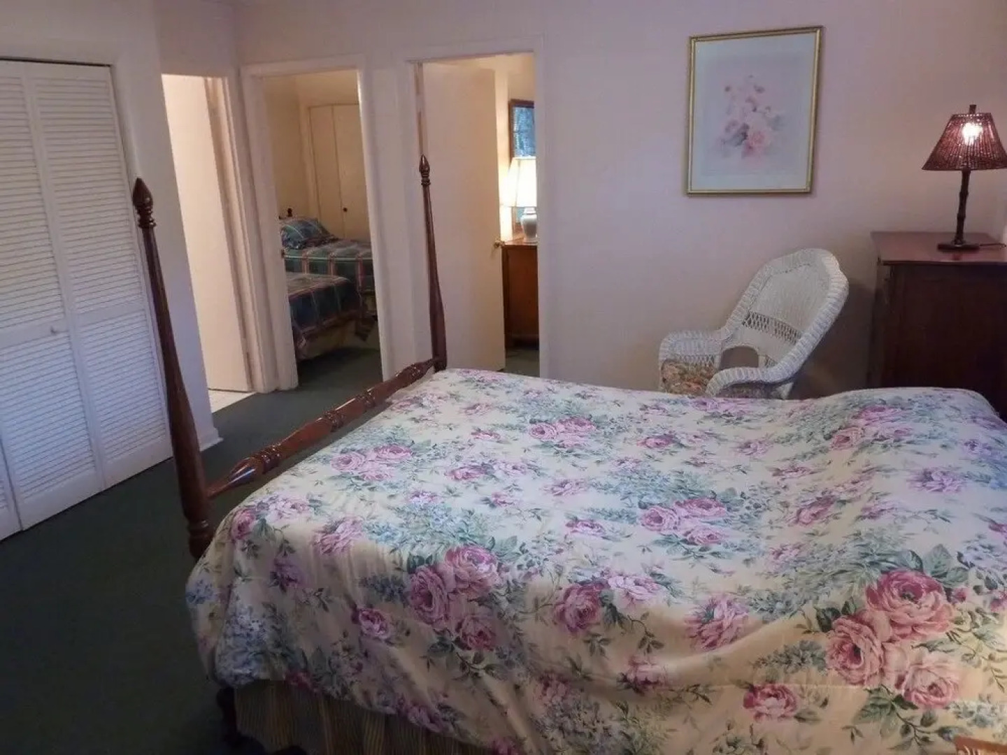 A Beachfront Palm House 5 Bedroom Home