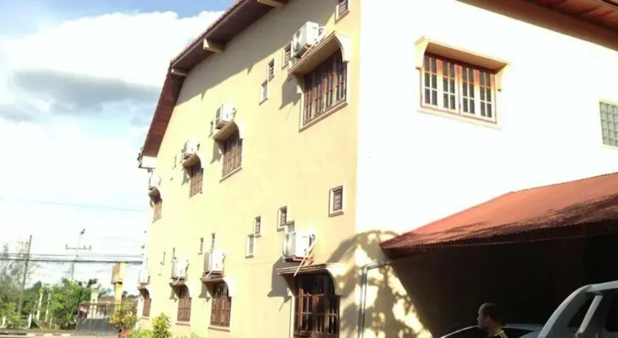 Sang Hung Heuang Hotel