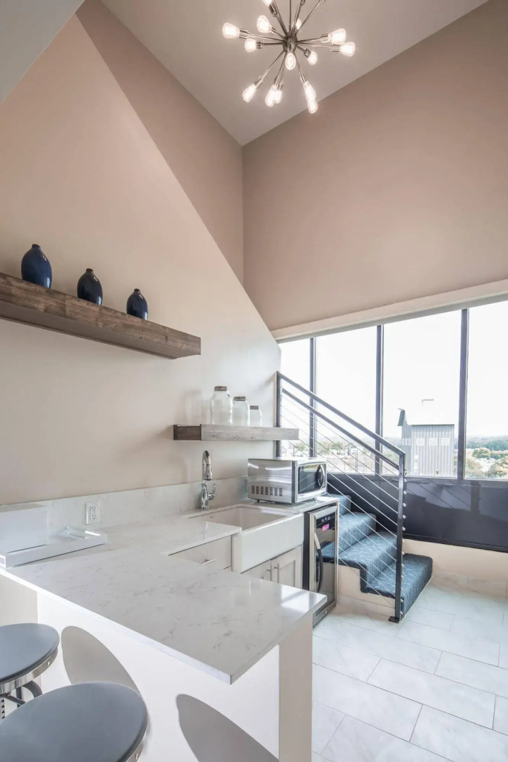 Hotel Renovo Des Moines Urbandale,Tapestry Collection Hilton