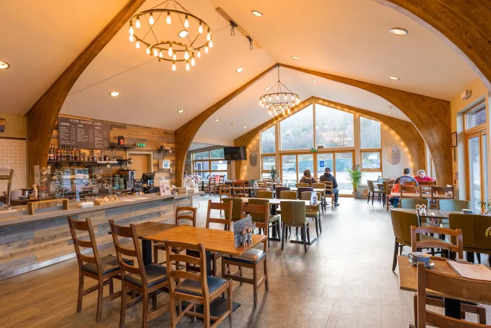 Base Camp Hotel Nevis Range